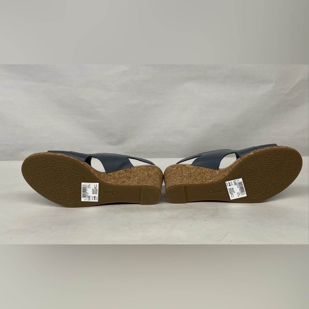 Clarks Women’s Lafley Joy Blue Grey Leather Wedge Strap Sandals Size 7.5W NEW - Picture 6 of 8